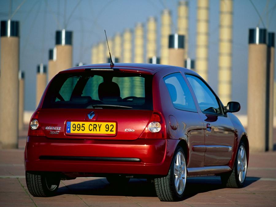  Renault Clio Sport 2002 года  (фото 65 из 76)